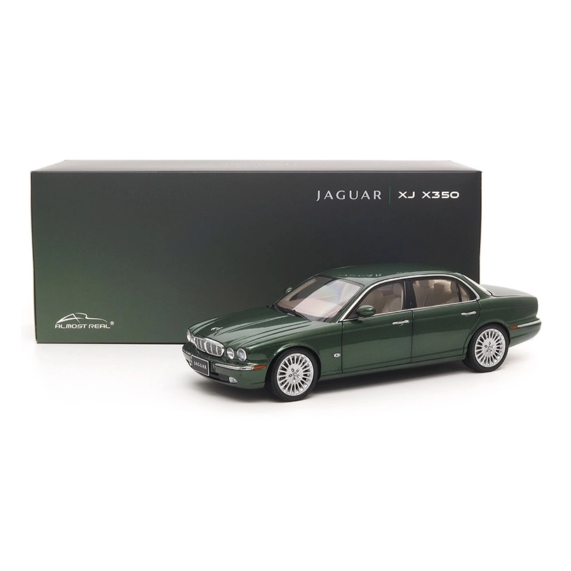 Almost Real Jaguar XJ6 X350 Ebony 118