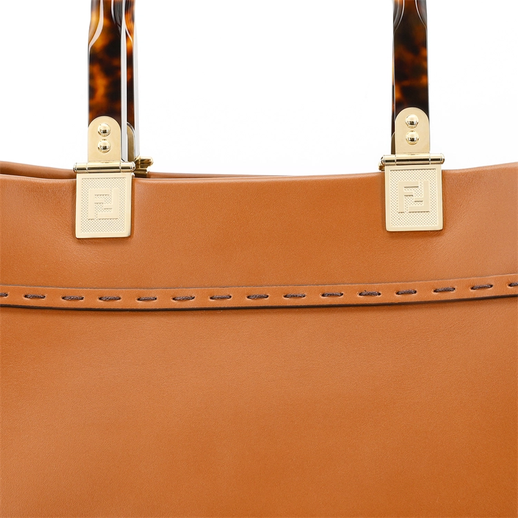 FENDI Sunshine Logo Tote 520