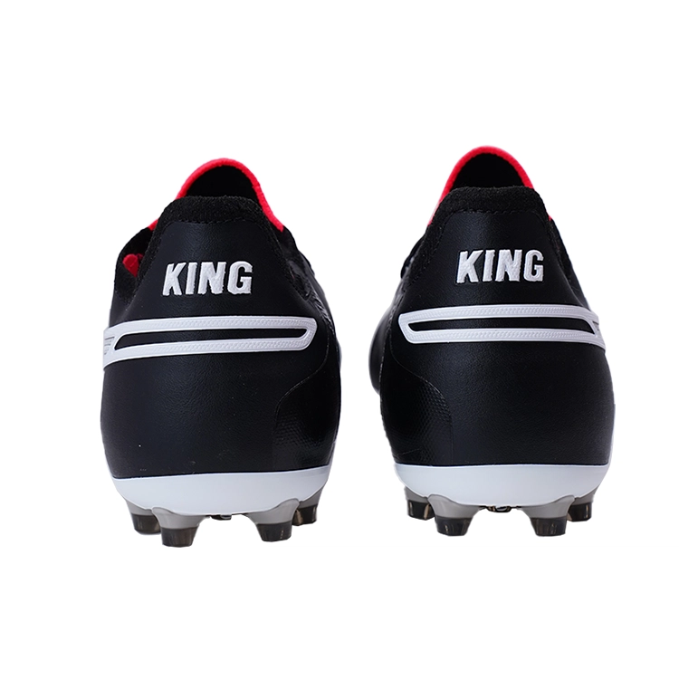 PUMA King Ultimate MG