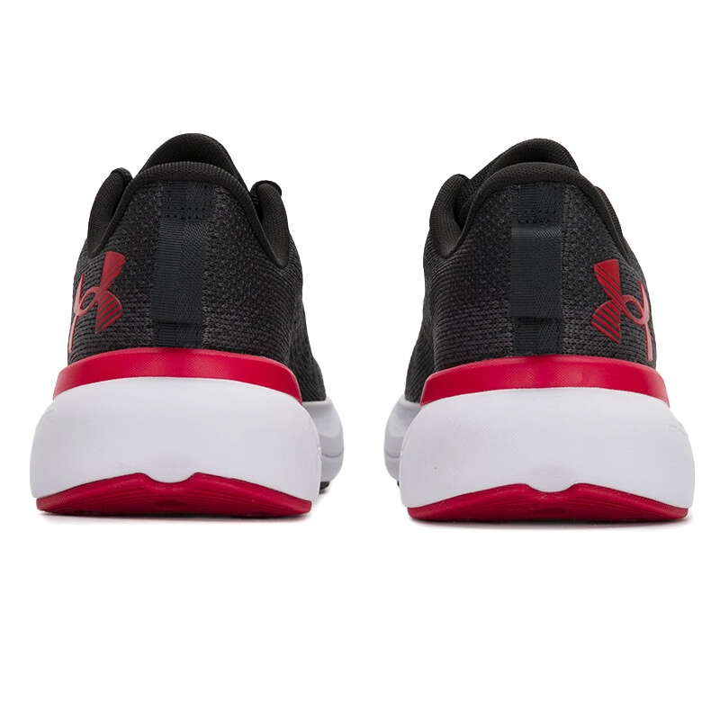 Under Armour Infinite 1