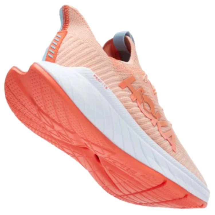 HOKA ONE ONE