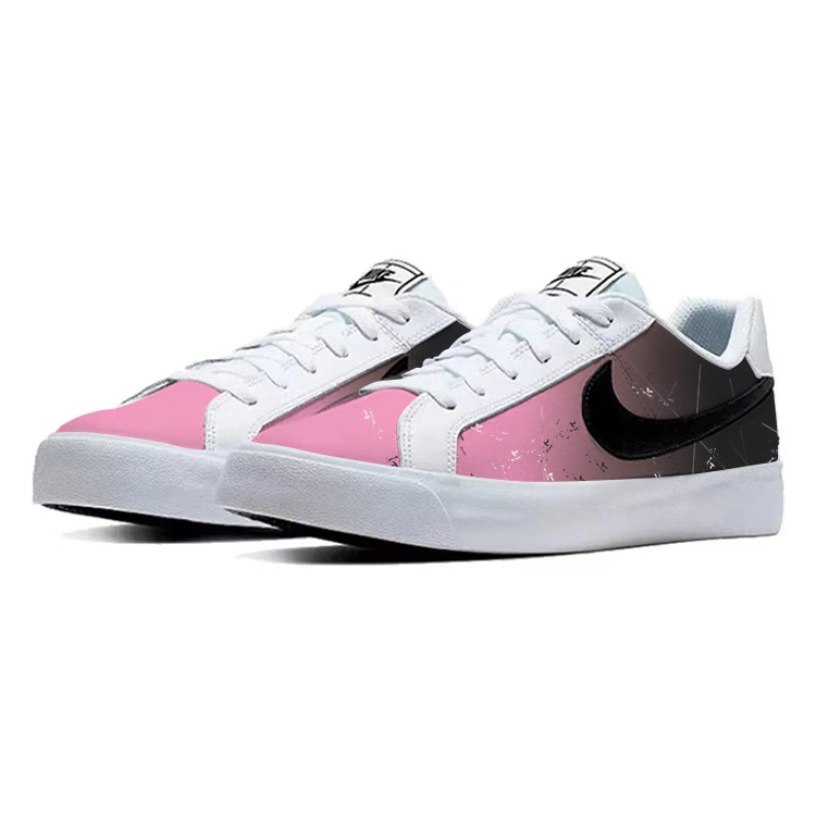 Nike Court Royale
