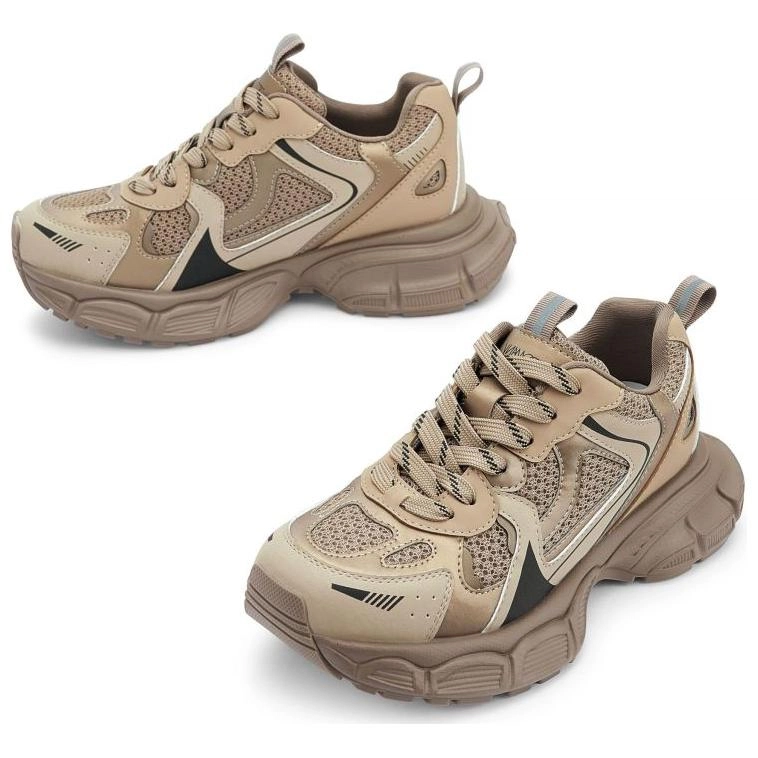 TOOMANYSHOES