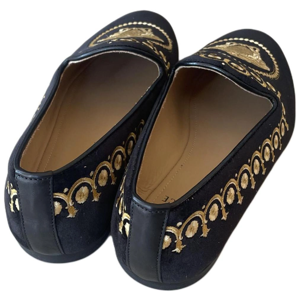 VERSACE