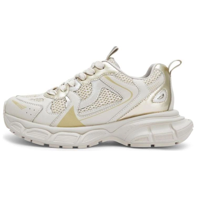 TOOMANYSHOES