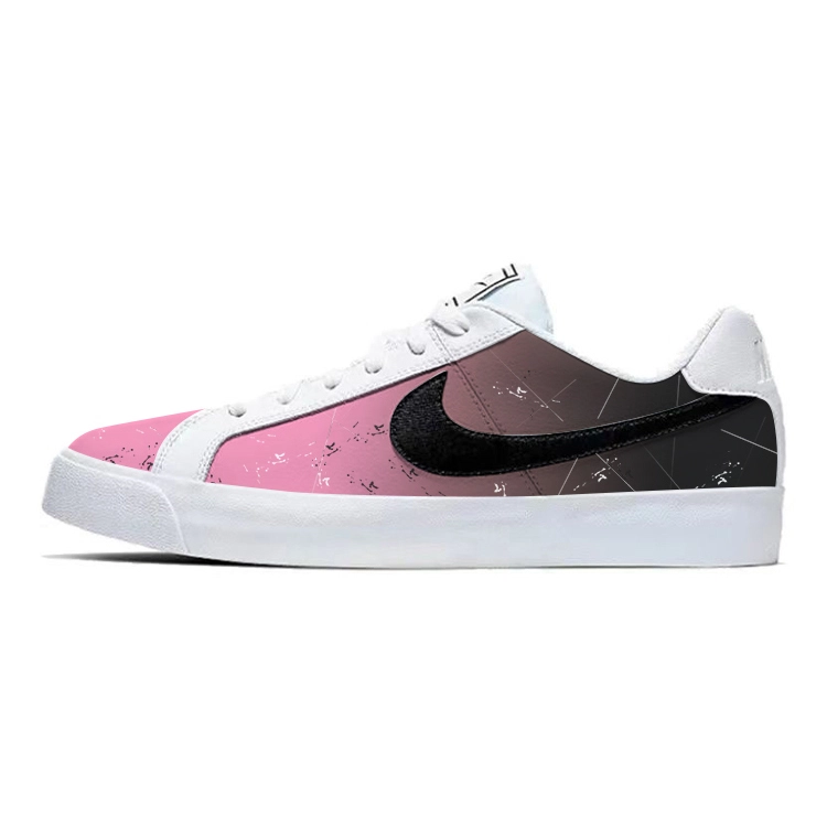 Nike Court Royale