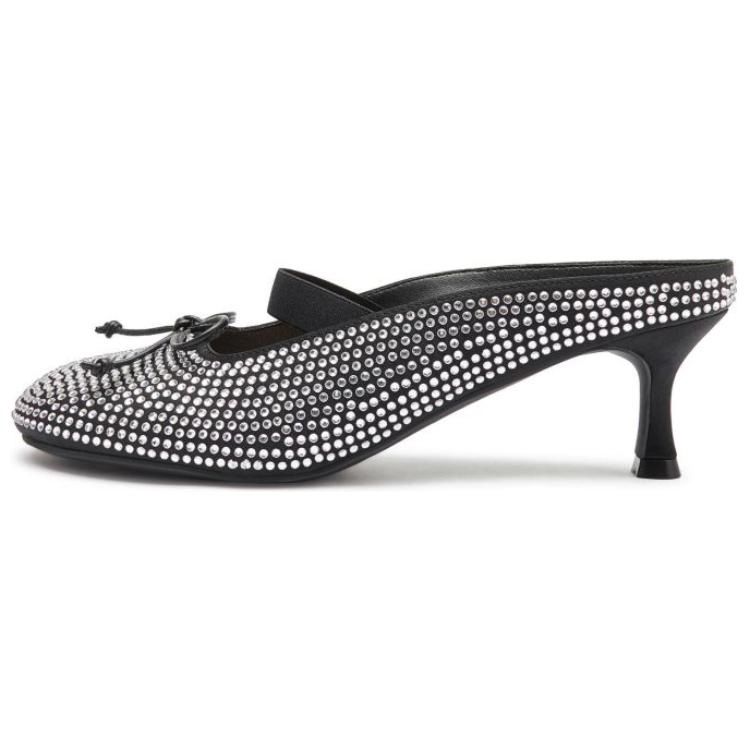 TOOMANYSHOES