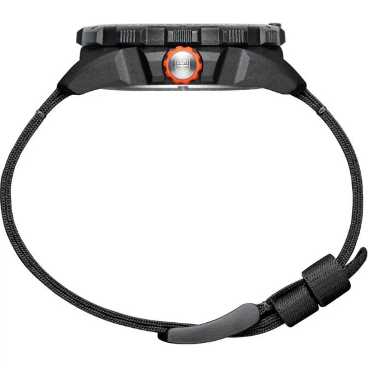 LUMINOX 200 42mm