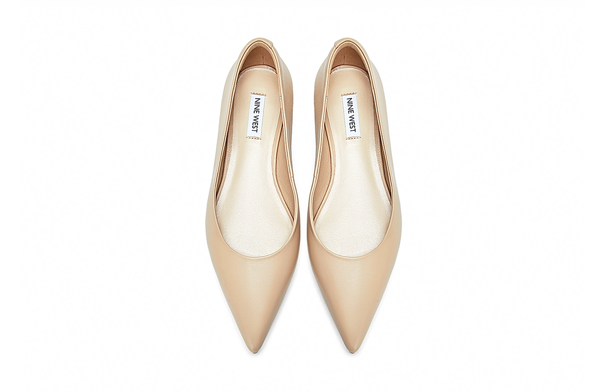 NINE WEST