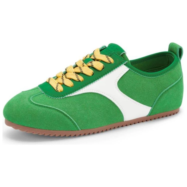 TOOMANYSHOES