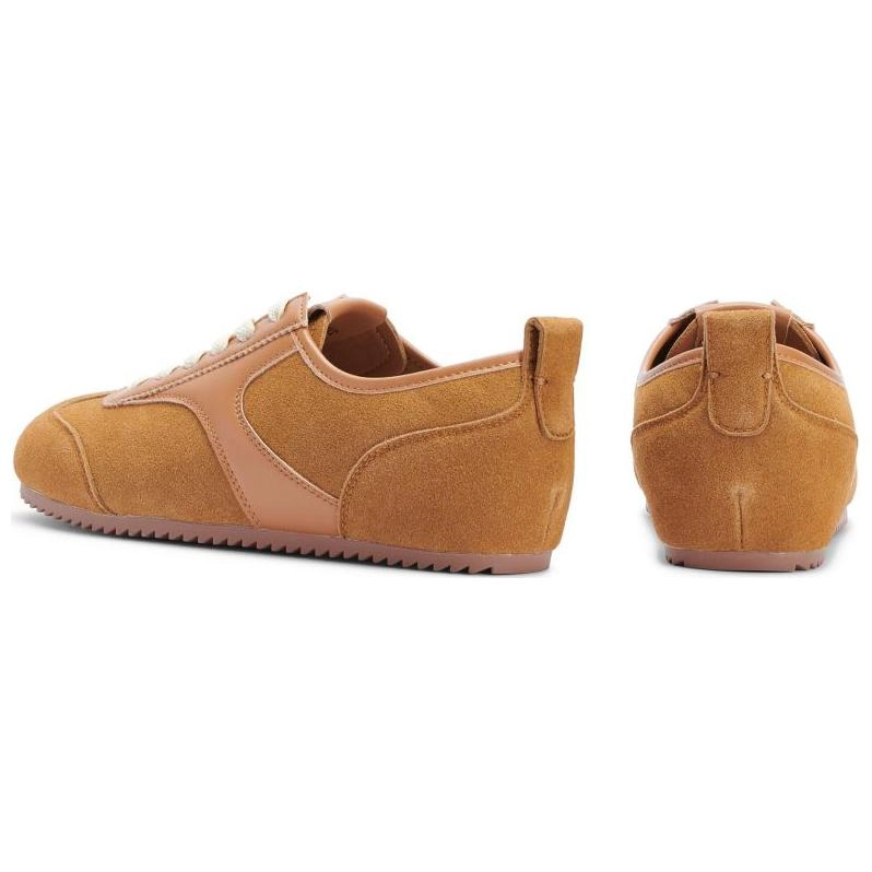 TOOMANYSHOES