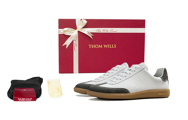 THOM WILLS