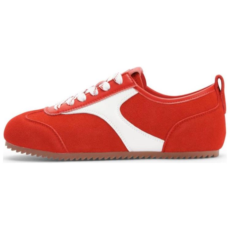TOOMANYSHOES