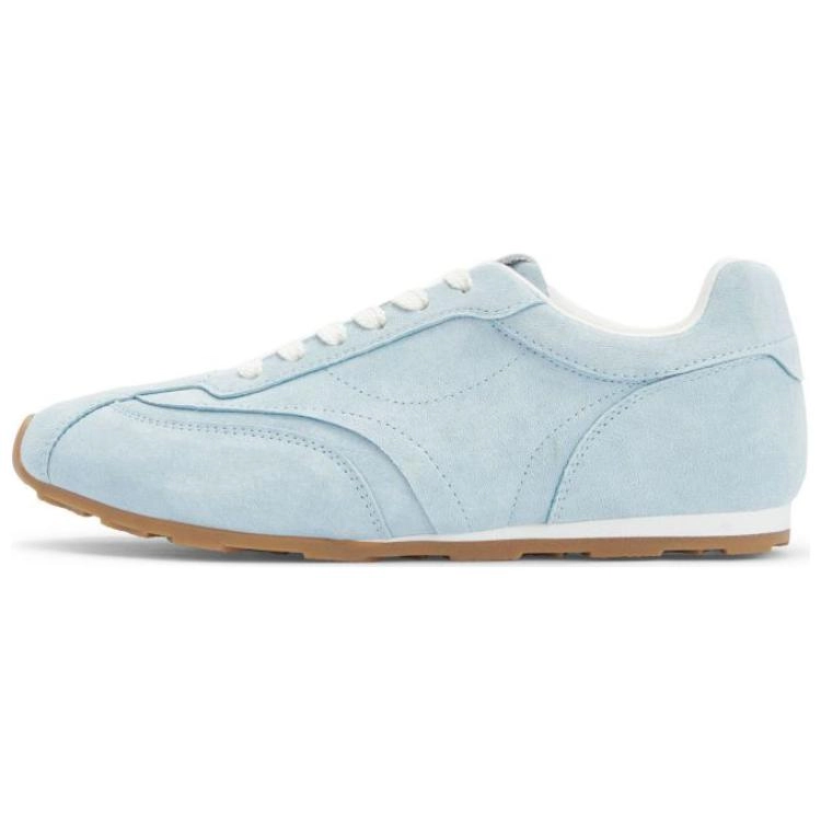 TOOMANYSHOES