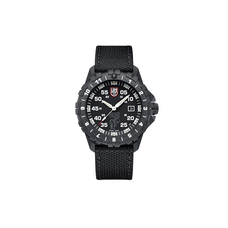 LUMINOX35 200 44mm