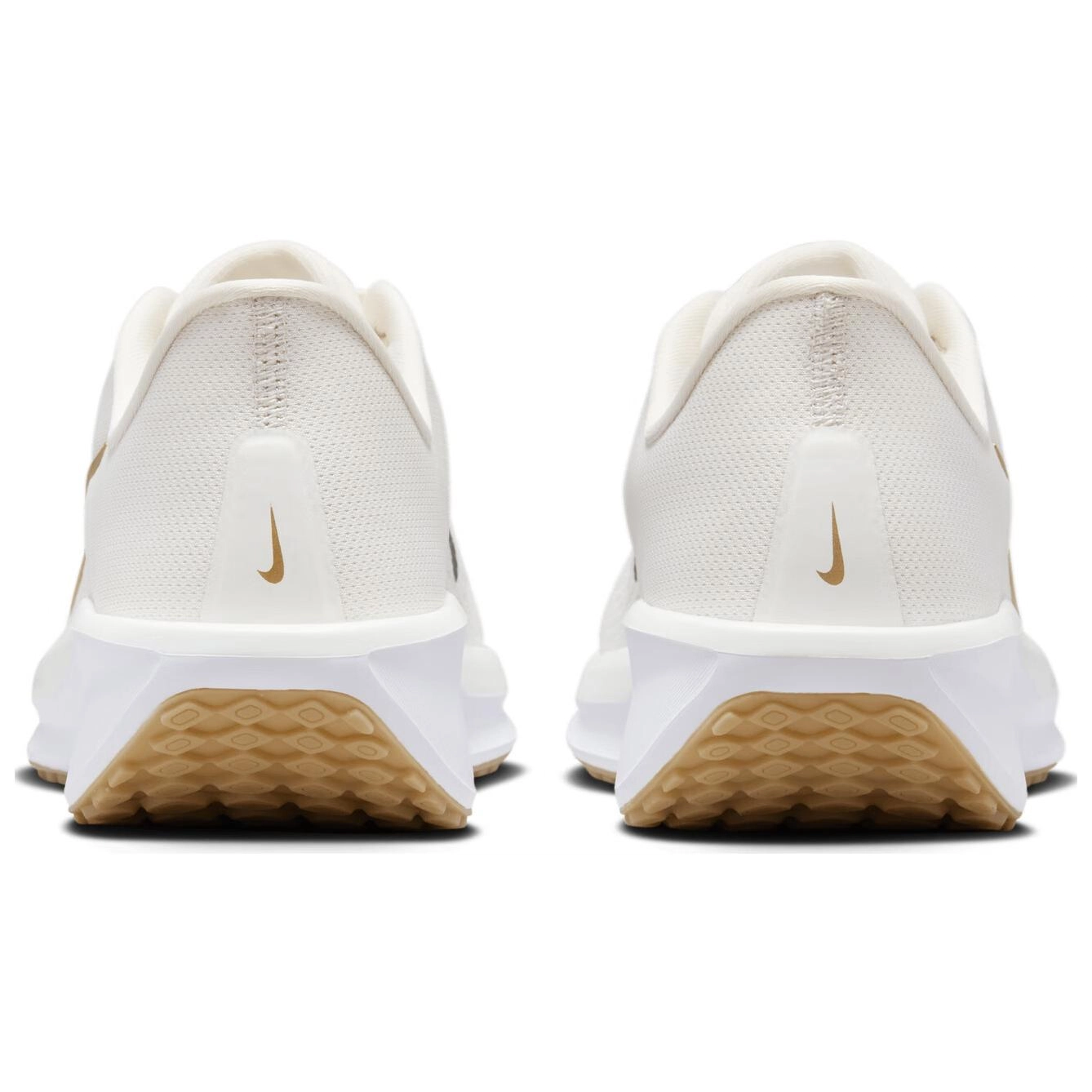 Nike QUEST 6