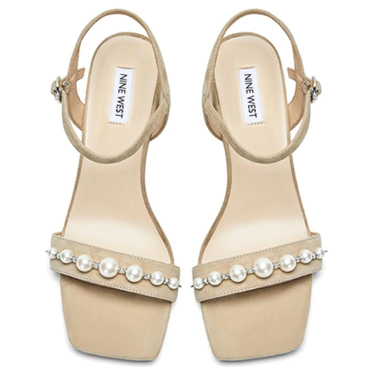 NINE WEST