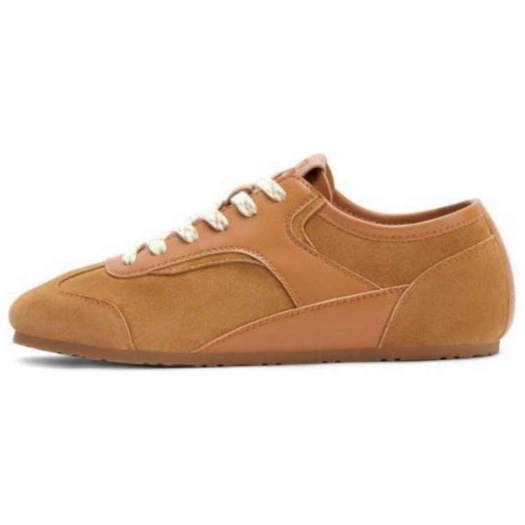 TOOMANYSHOES