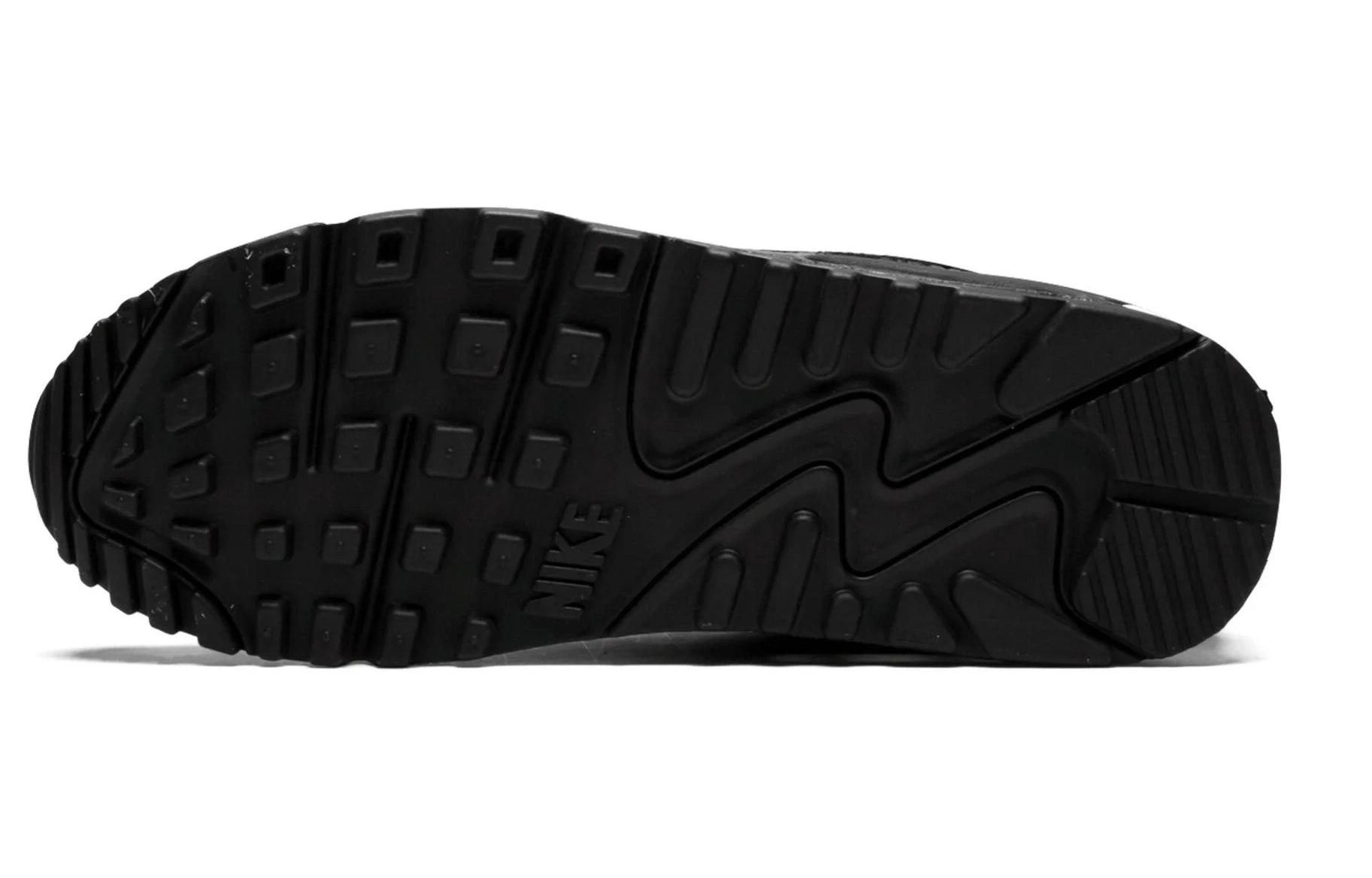 Nike Air Max 90 Essential