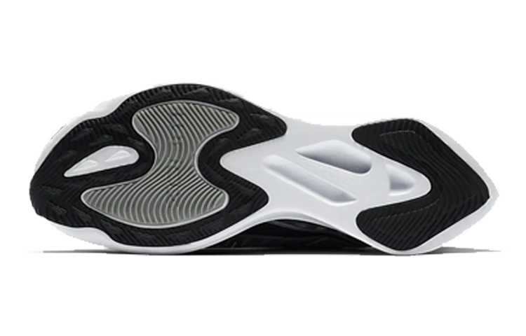 Nike Zoom Gravity 1