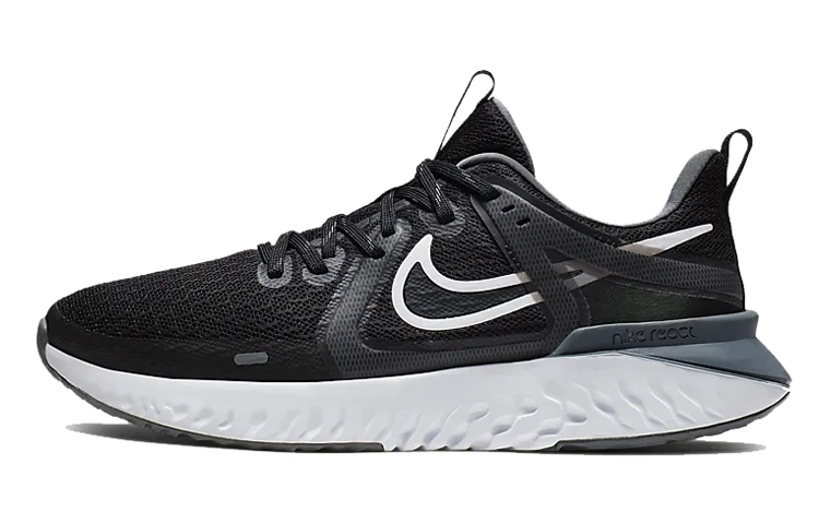 Nike Legend React 2