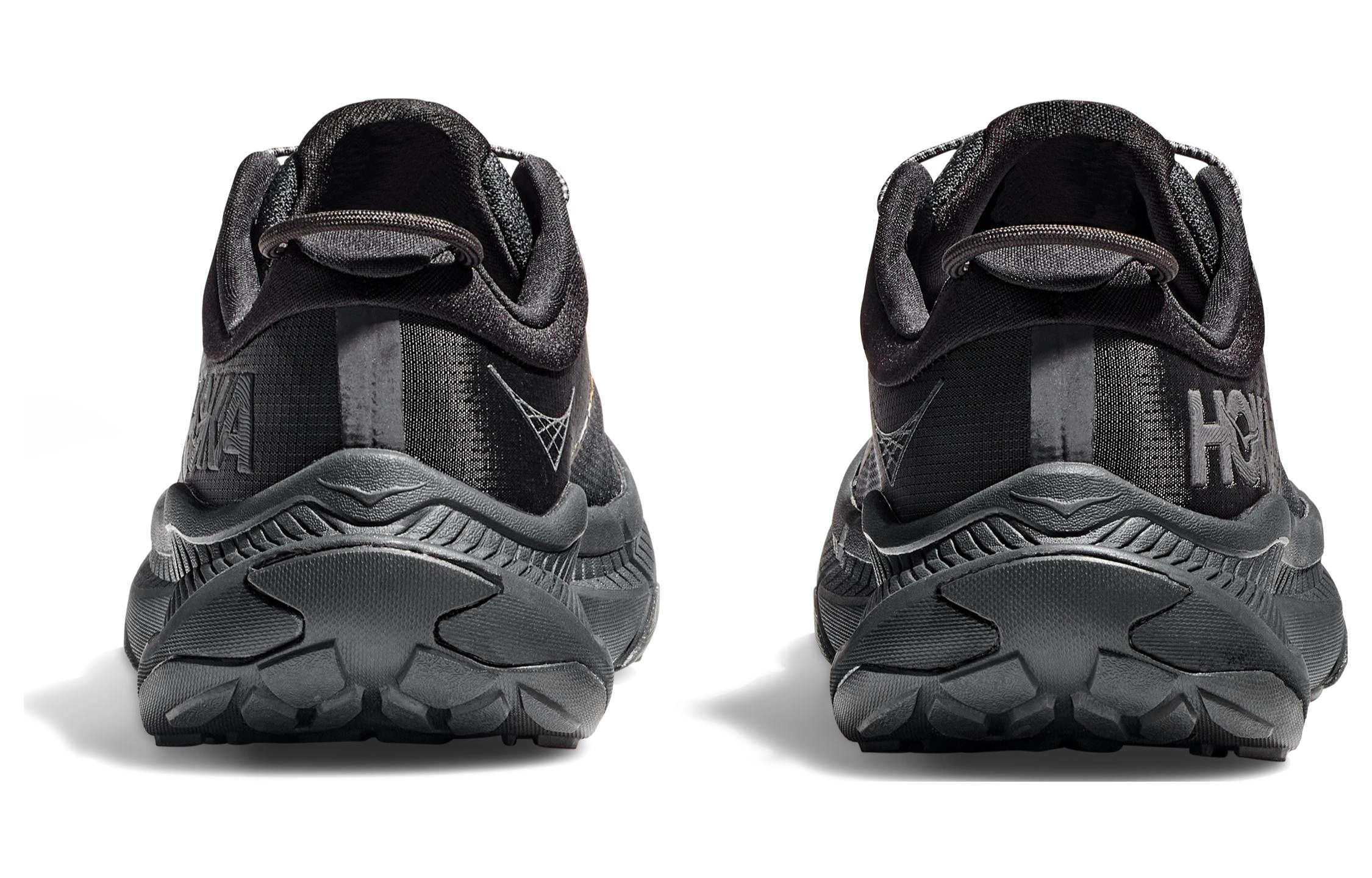 HOKA ONE ONE Transport