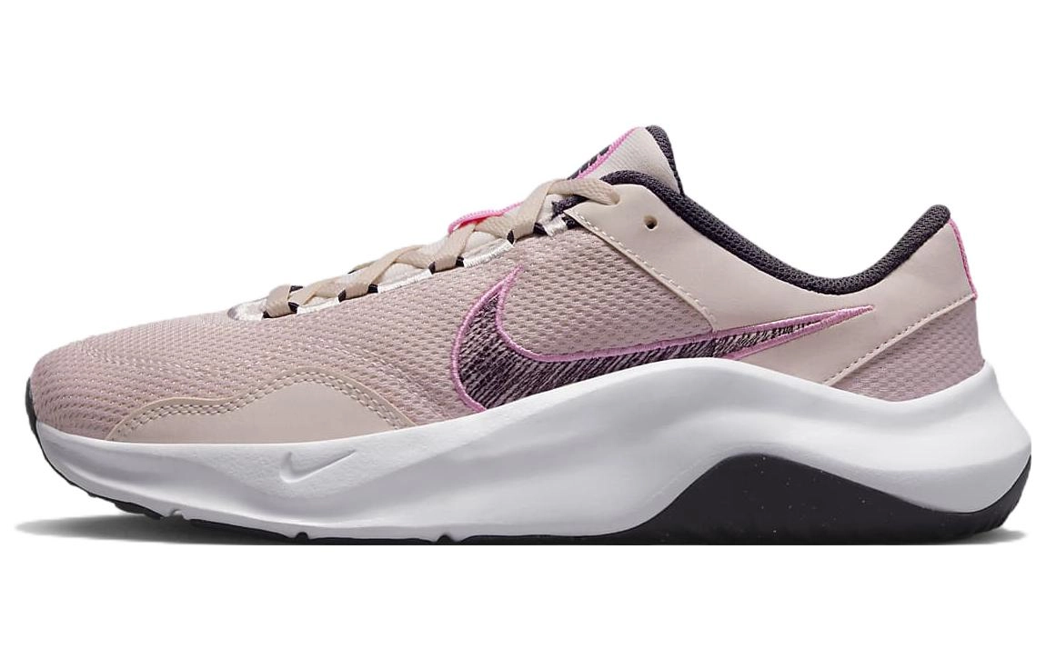 Nike Legend Essential Next Nature