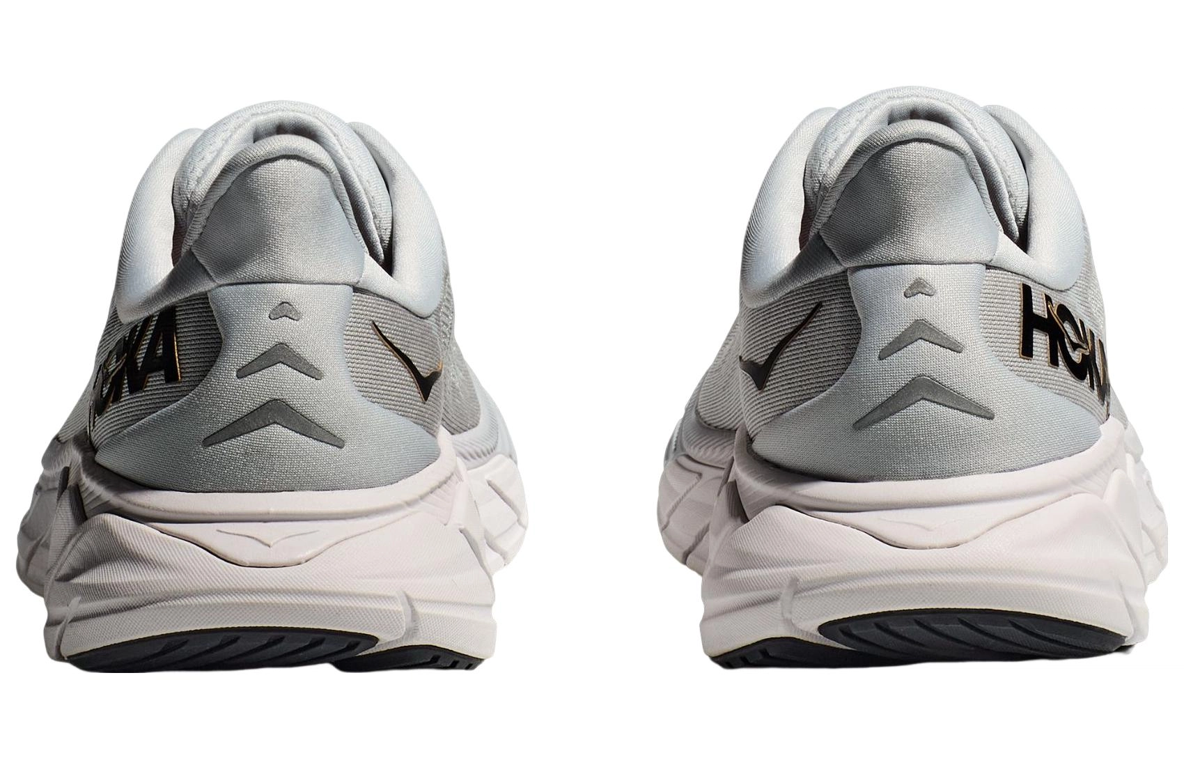 HOKA ONE ONE Arahi 6