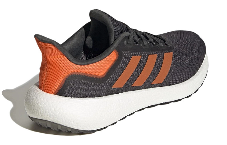adidas Pure Boost 22