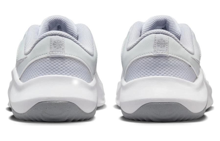 Nike Legend Essential 3