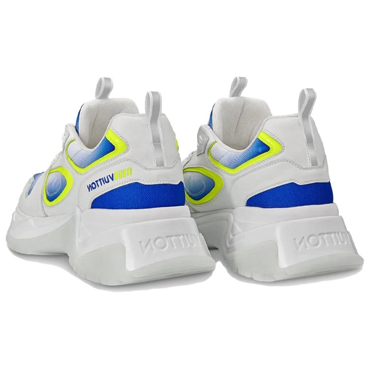 LOUIS VUITTON Run Away Pulse
