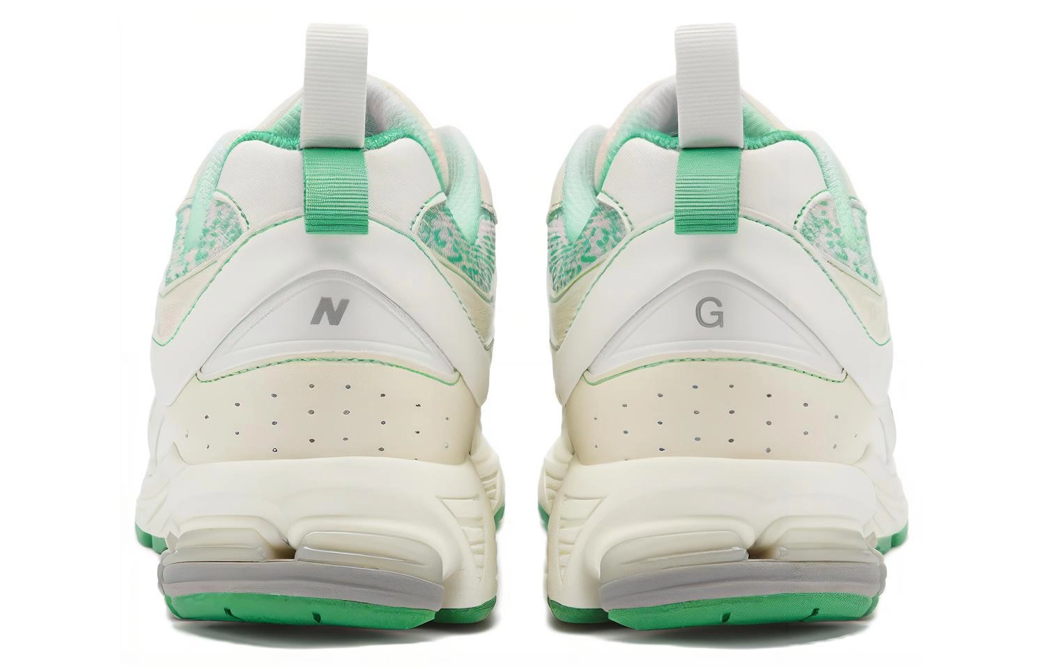 GANNI x New Balance NB 2002R