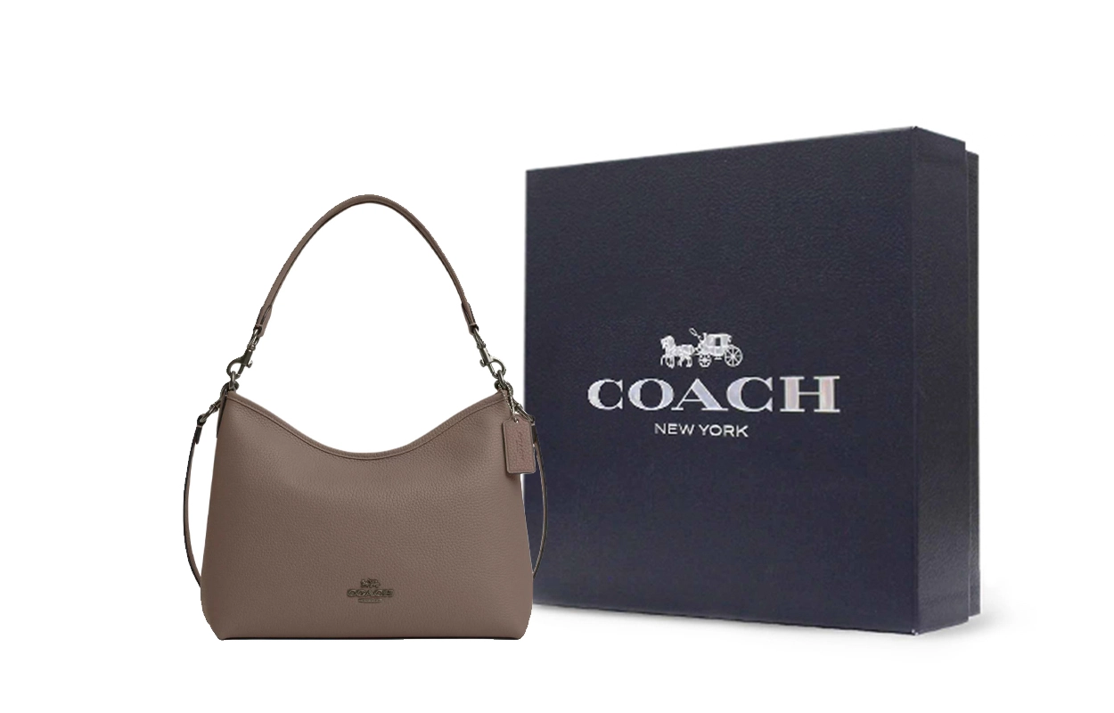COACH Laurel 31 Logo