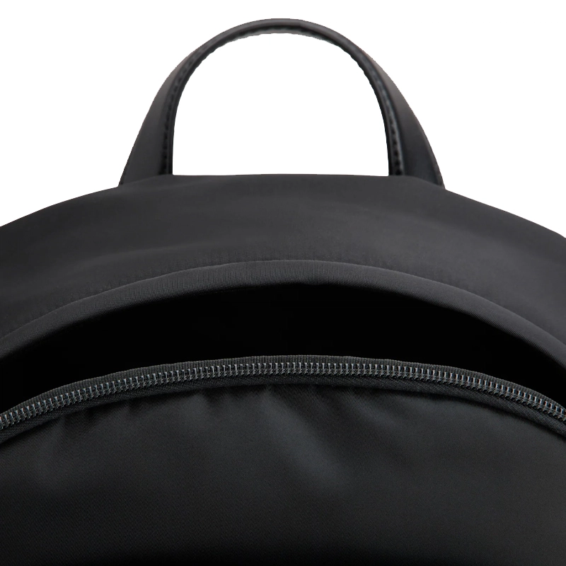 TOD'S