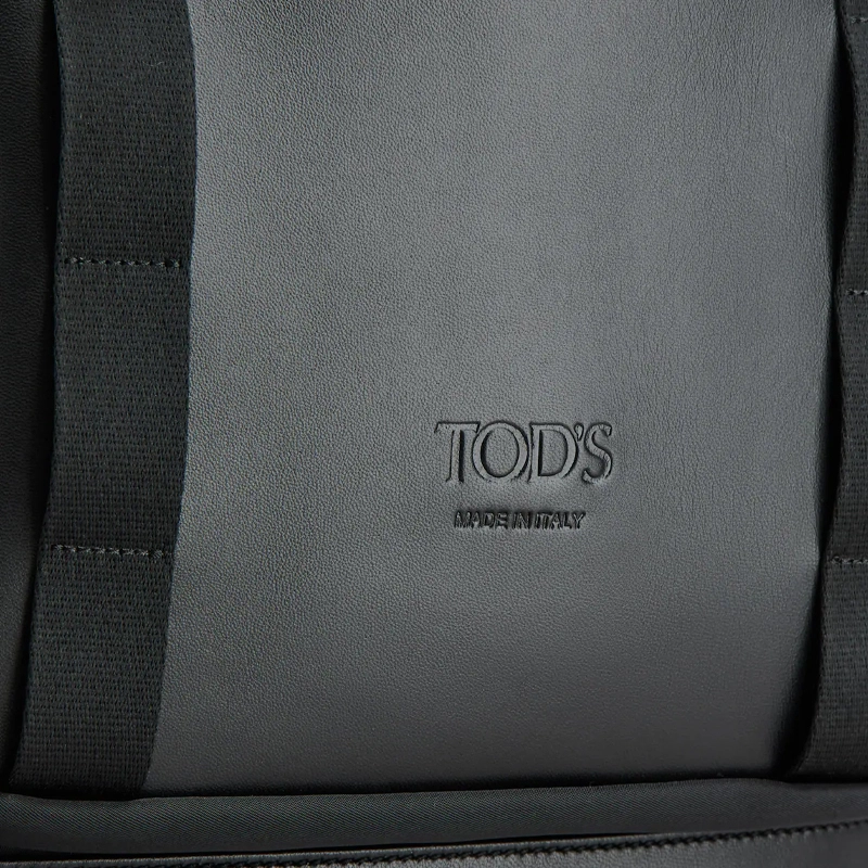TOD'S