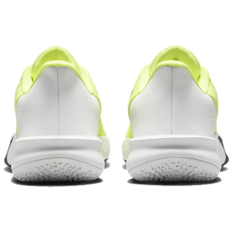 Nike Precision 7