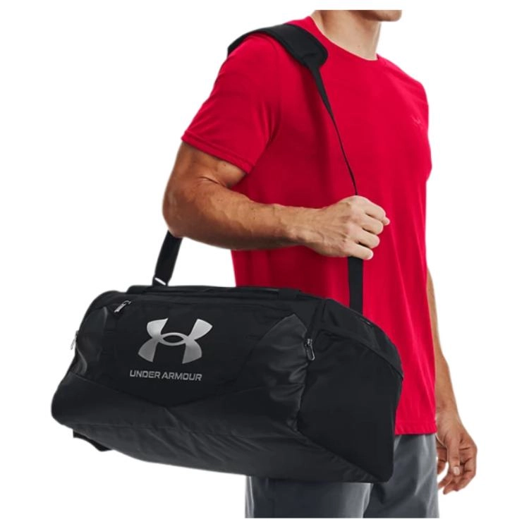 Under Armour Undeniable 5.0 Logo