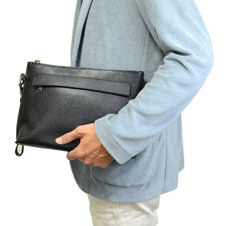 COACH Pouch 29