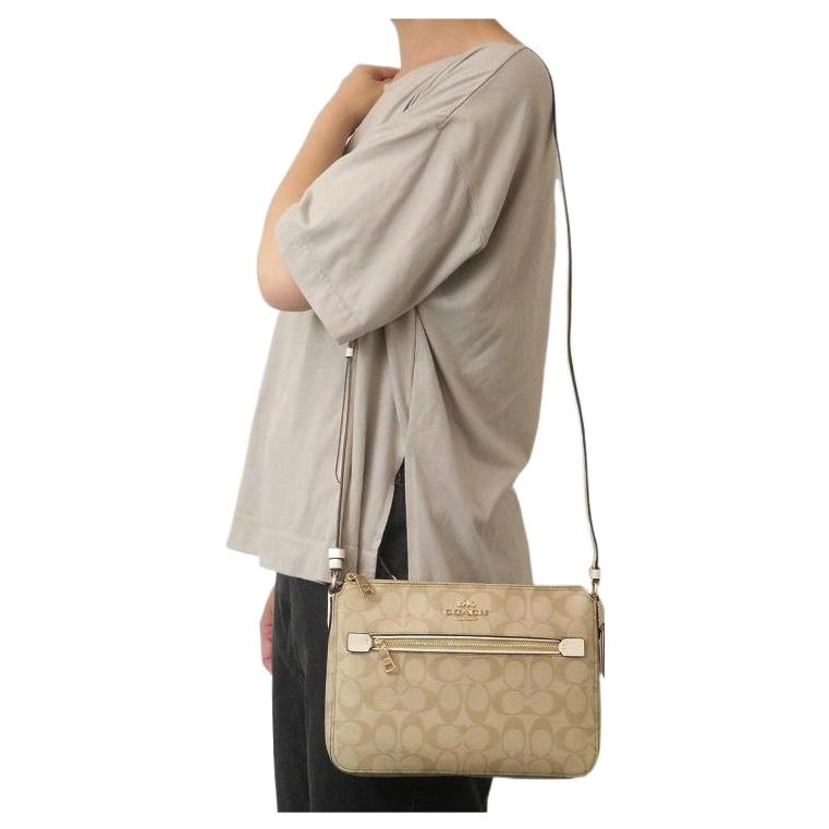COACH Gallery 25 Logo PVC