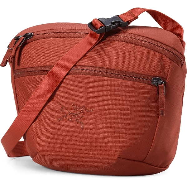 Arcteryx Mantis 2.5L Logo