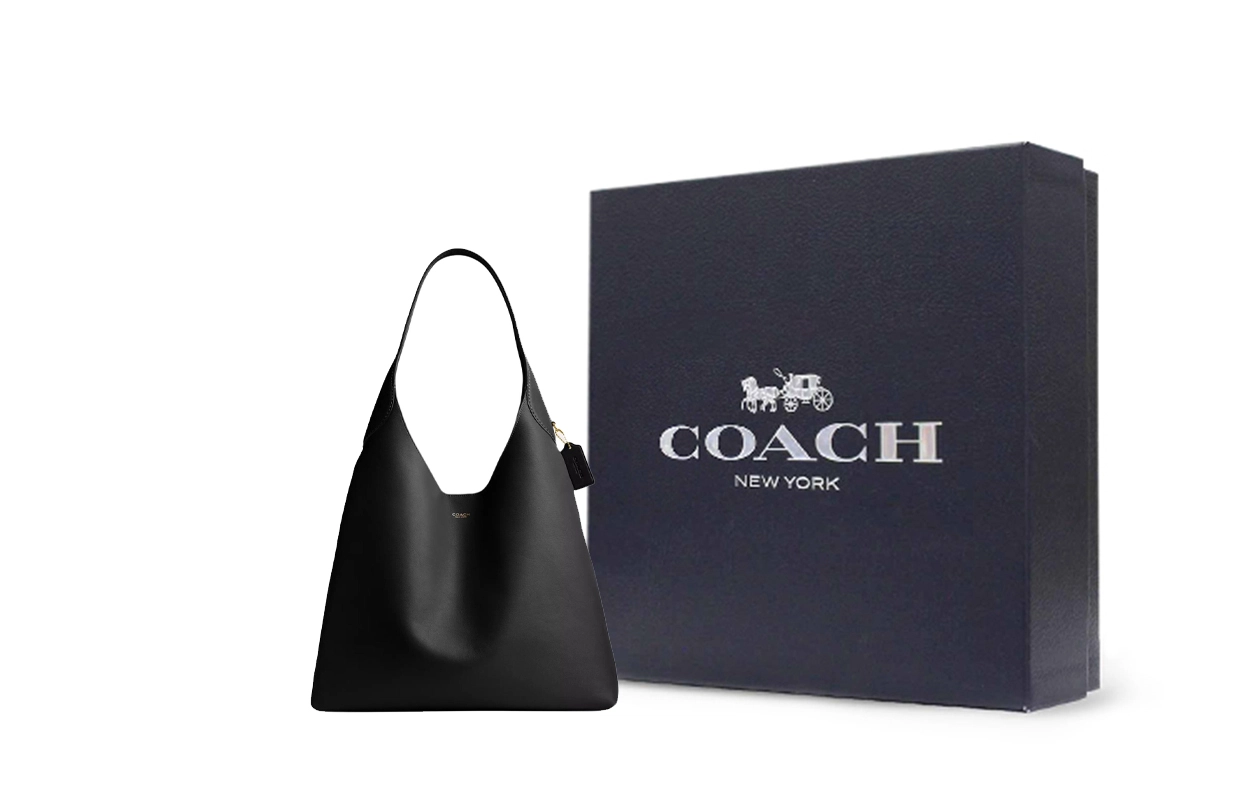 COACH Brooklyn 39 Logo Hobo