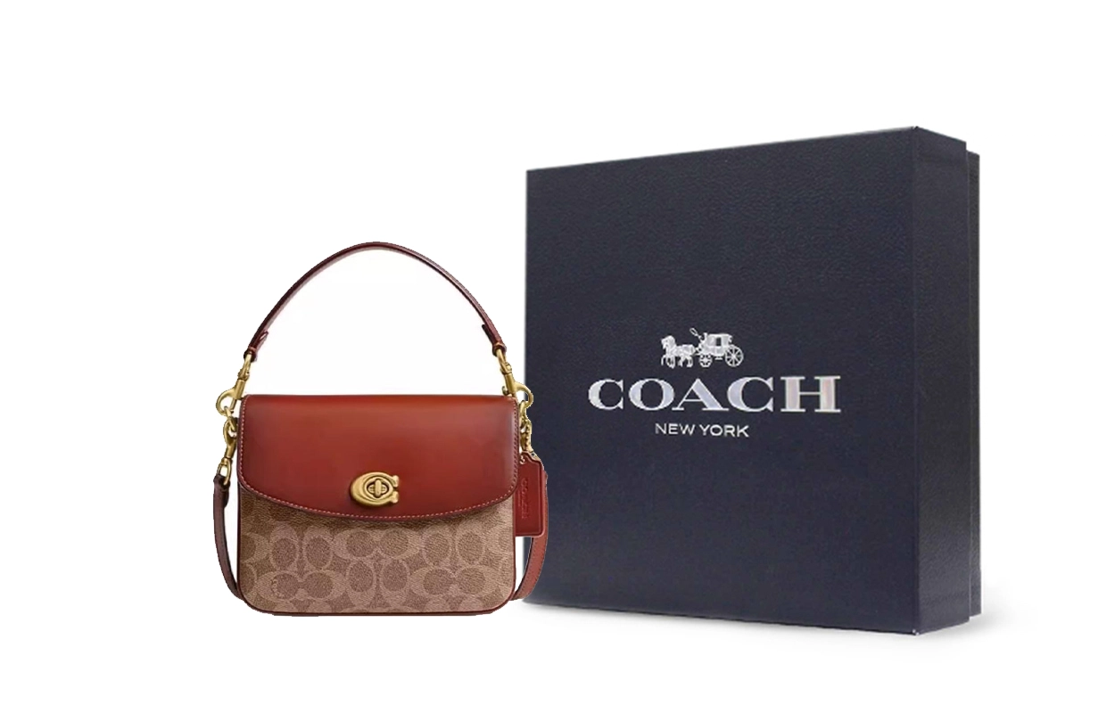 COACH Cassie 20 logo