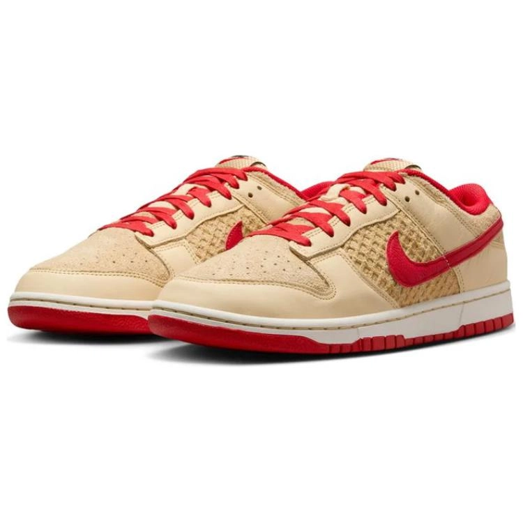 Nike Dunk Low Strawberry Waffle