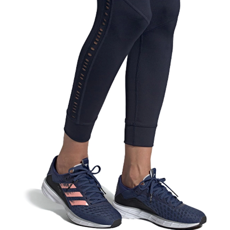 adidas Sl20