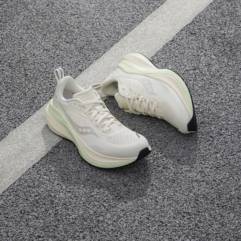 Saucony MARSHALEVA
