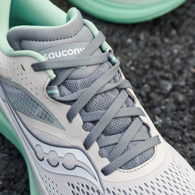 Saucony OMNI 22