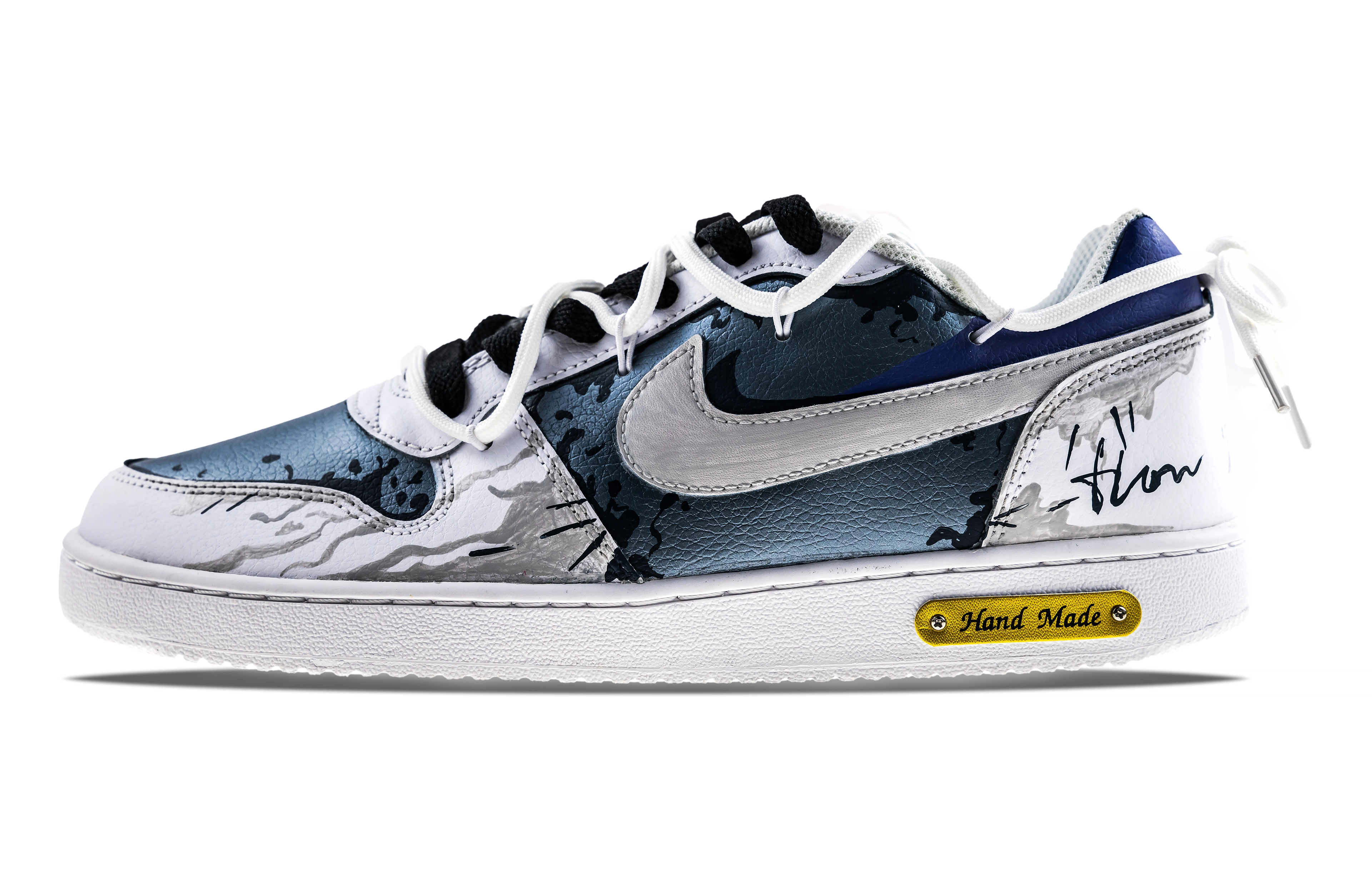 Nike EBERNON