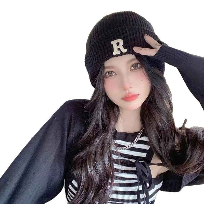 R