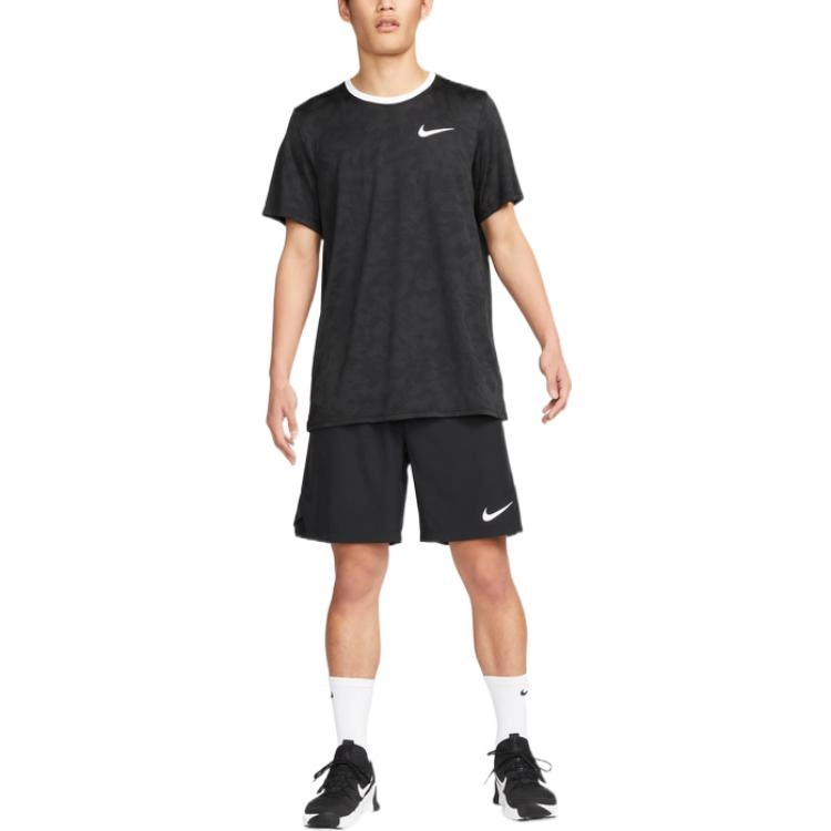 Nike Dri-FIT 9