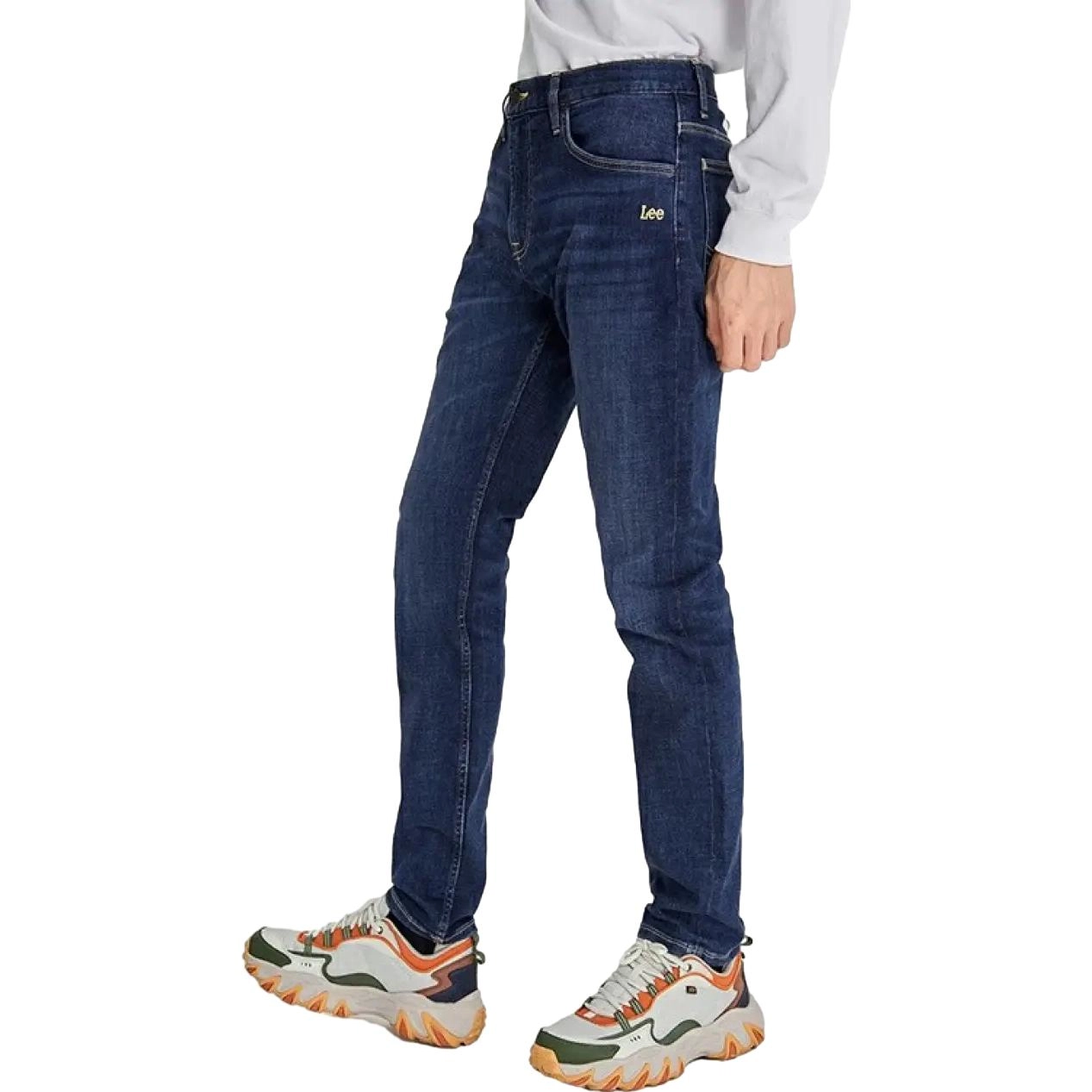 Lee